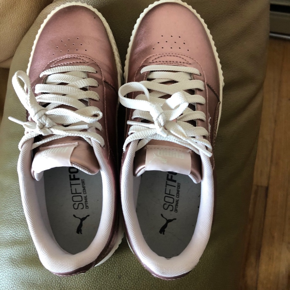 Rose Gold Puma size 7